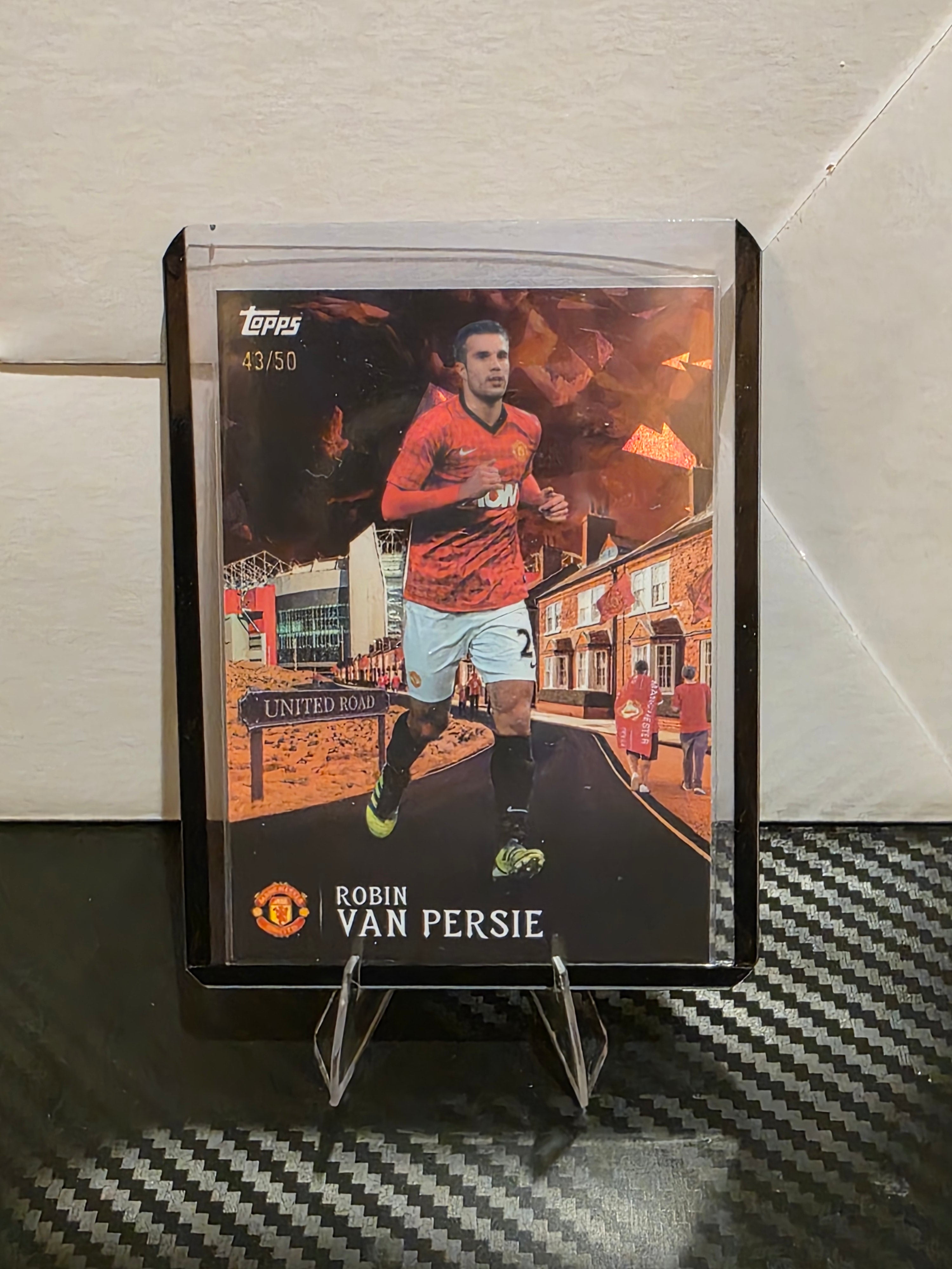 2025-26 Topps Manchester United Robin Van Persie "United Road" Orange Parallel #43/50